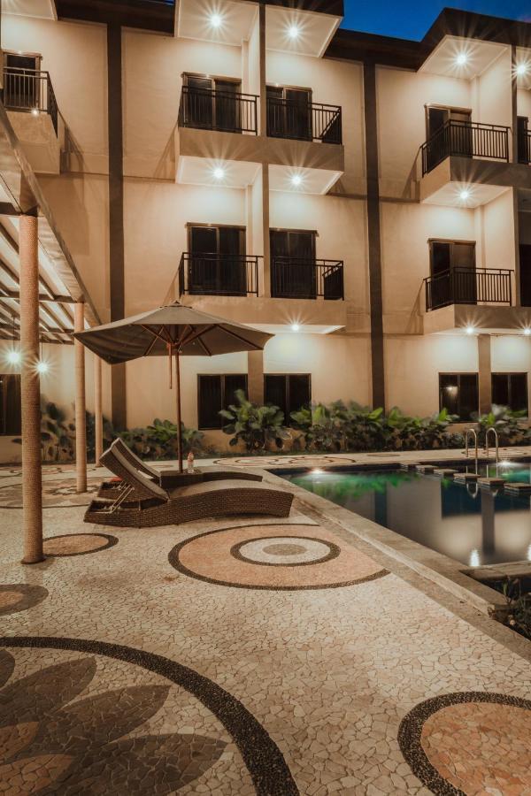 Panfila Hotel Kuta  エクステリア 写真