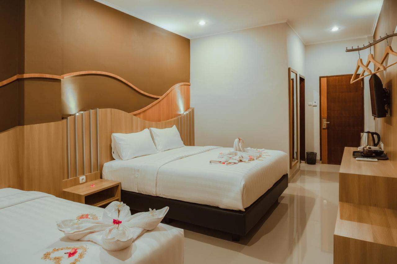 Panfila Hotel Kuta  エクステリア 写真