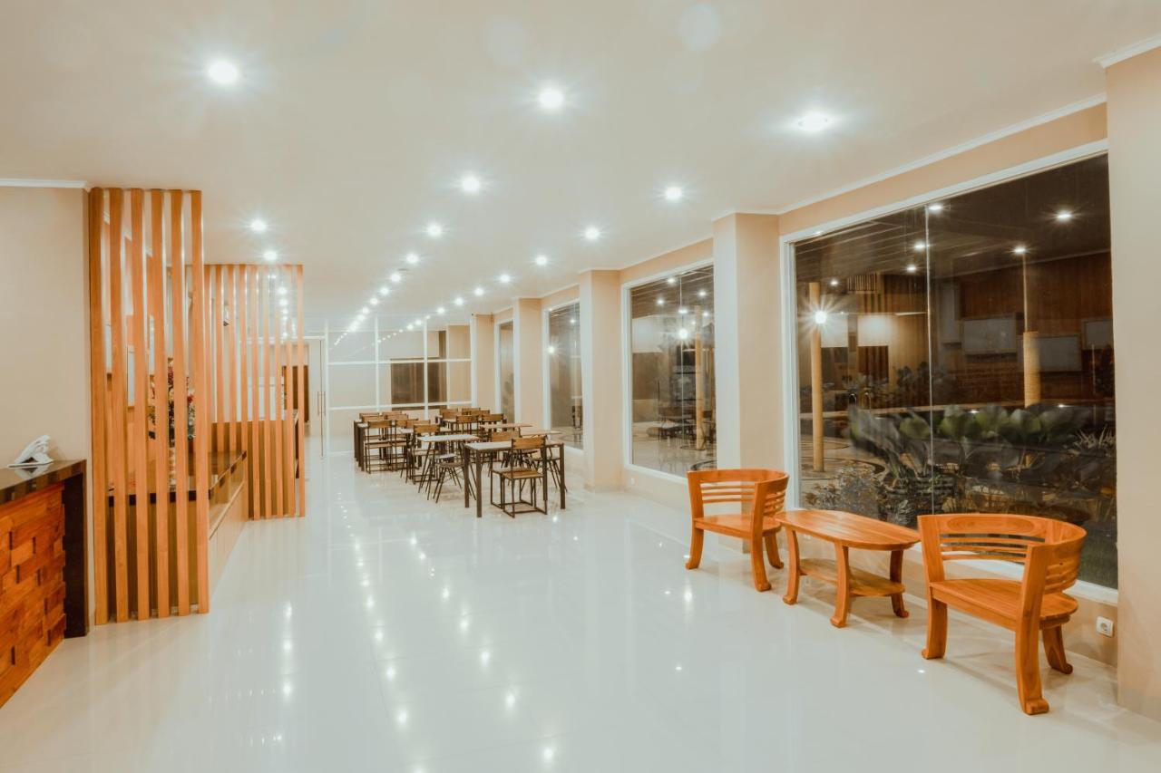 Panfila Hotel Kuta  エクステリア 写真